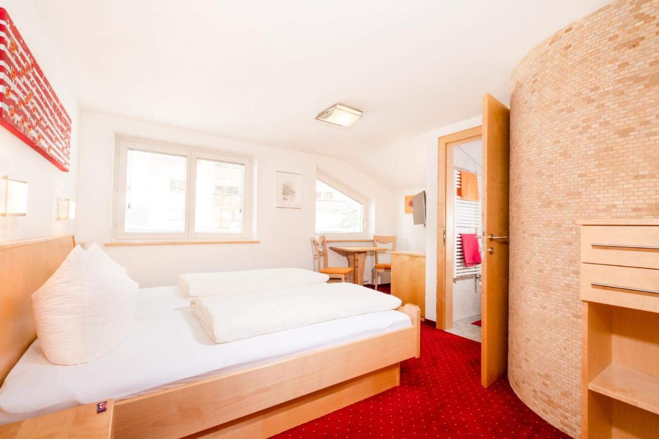 Hotel Garni Krumbach 3*